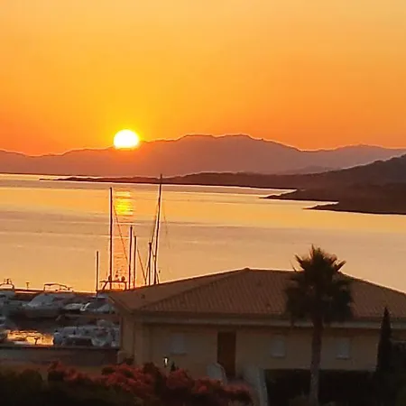 Superbe T3 Vue Marine De Sant Ambroggio Lumio (Corsica)